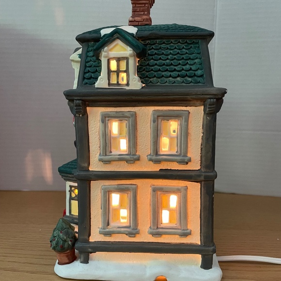 1997 Dickens Collectables Towne Series Hatfield Haberdashery Christmas Village - Picture 3 of 15